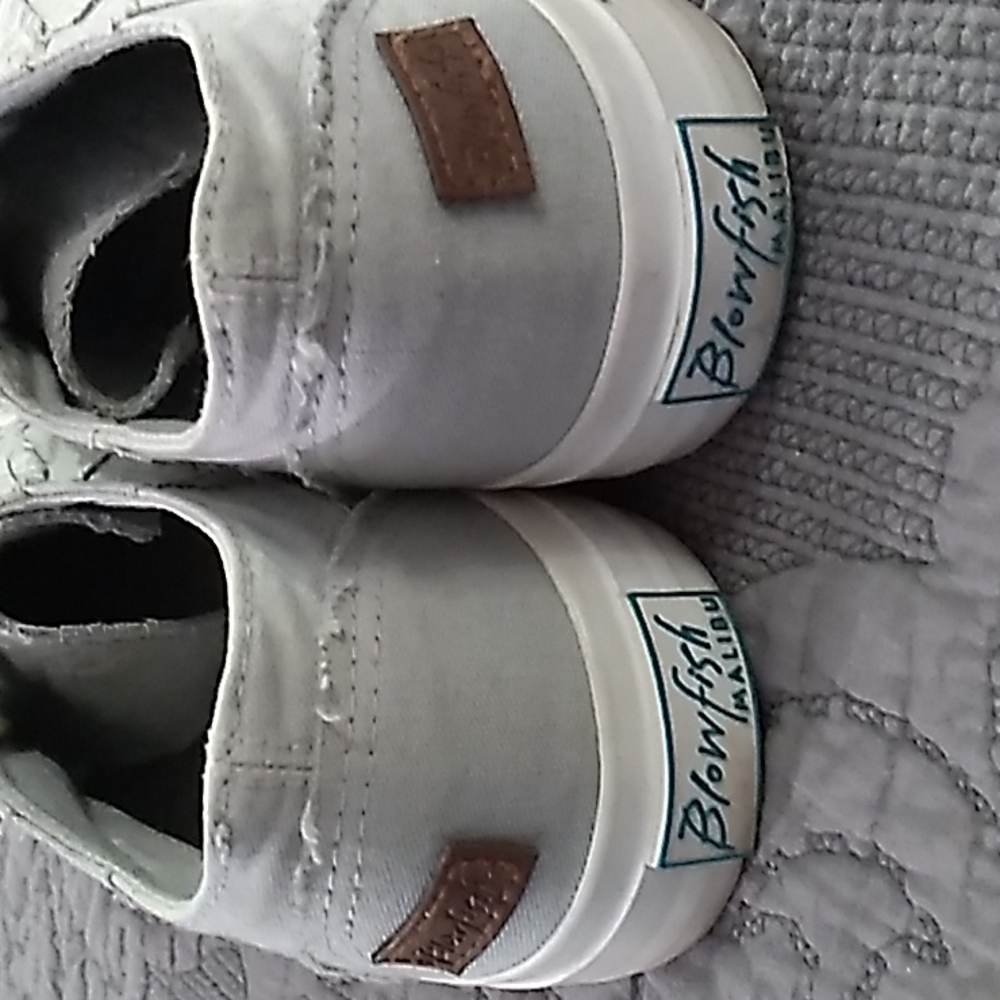 Blowfish Sneakers! - Picture 4 of 6